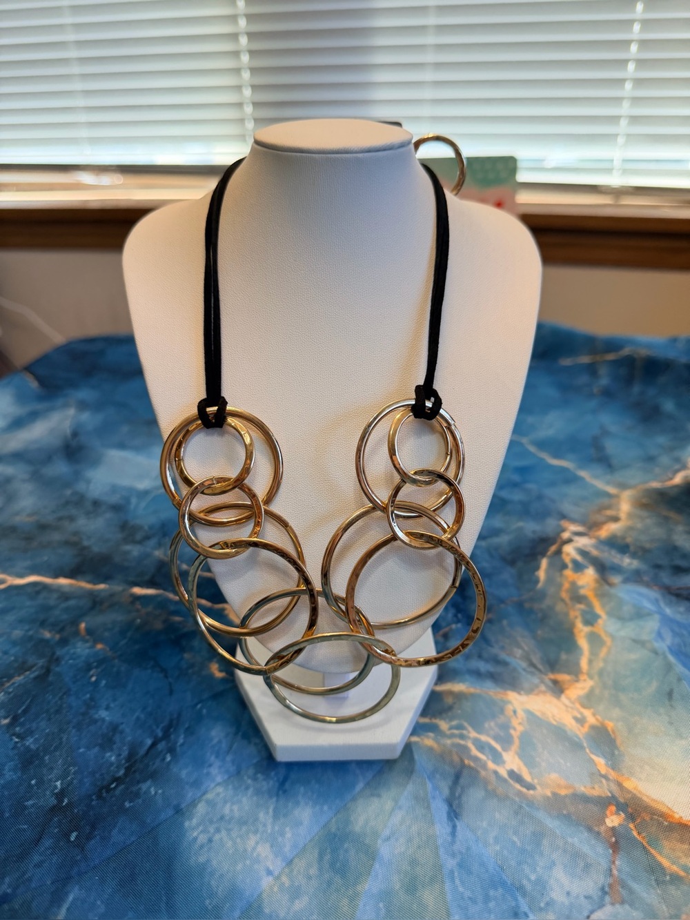 Spiraling out of control Circle Necklace and Earrings